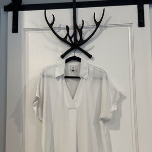 Cabi white replay top in size large